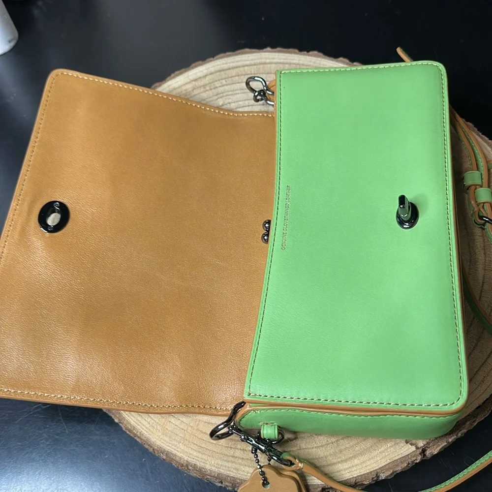 Coach Pistachio Dinky Glovetanned Green Leather Crossbody Shoulder Bag Purse - Picture 8 of 15